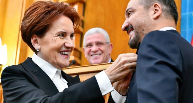 iyi-partili-comezden-akpli-zorlu-icin-olay-sozler-kosa-kosa-hakan-fidana-gidiyordu-5LJHxbv4.jpg